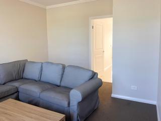 CBD 2 Bedroom Gem - 2