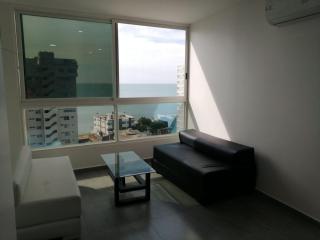 Enjoy your vacation in this beautiful 9th floor Suit - 1