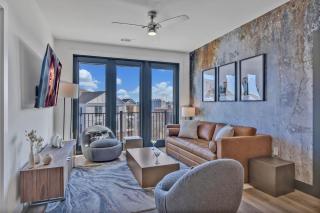 Pinnacle - Odyssey - 4 Units - Heart of Midtown - 0