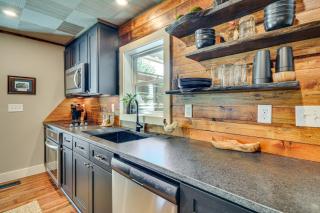 On-Site Pond Nature-Filled Winston-Salem Retreat! - 3