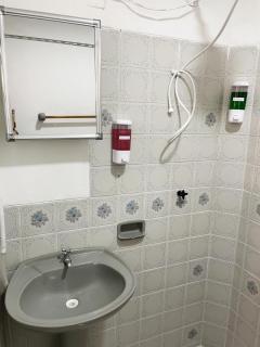 Hogar Familiar con Encanto, Espacioso y con balcon! - 1