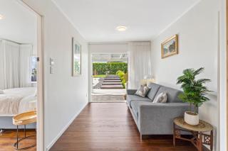 Maraetai Beach Villa - 0