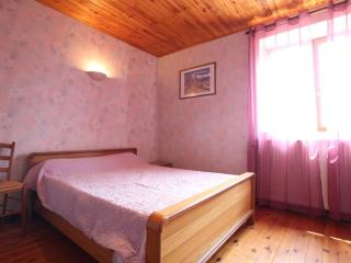 Gîte familial au calme avec jeux, VTT, randonnée, près du Parc Livradois, La Chaise-Dieu et Craponne - FR-1-582-214 - 2