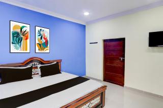 Hotel O Classic luxury Rooms - 8