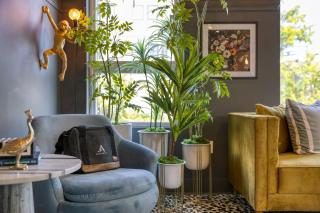 Colorful 4BR w Artful Design Dining Easy Access to Broadway The Bloom House by AvantStay - 6