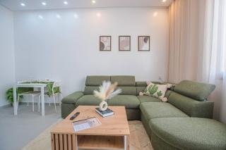 NEW! 3mn to Beach•Remote Work & Wifi•Full Kitchen - 4
