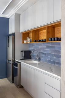 Sinta-se em casa a 100m da praia! 3 suites - 3