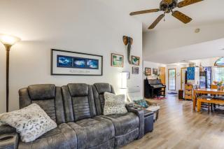 Tranquil Home with Patio and Fenced Yard in Vancouver! - 8