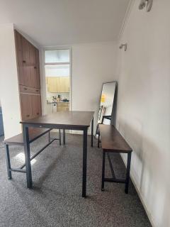Modern 2-Bed Flat in Westminster / Pimlico SW1V - 2