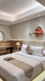 MODERN 2 BEDROOM LAVAYA OAKWOOD APARTMENT, Nusa Dua - 0