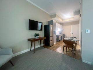 415 Modern Brand New Studio Apartment - 1