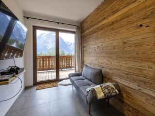 Chalet in Neukirchen, 100 m ski lift - 1