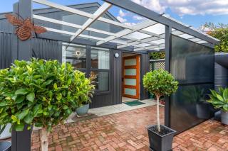 Bees Knees Studio, 5 min to CBD, Adelaide Airport & Henley Beach - 3