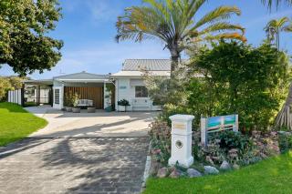 Bribie Island Sands - by the jetty - 0