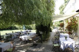 Hotel Landgut Burg - 1