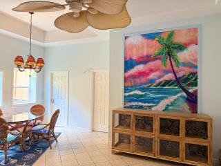 Half-Price Bed & Breakfast Steps from the Beach with AC - 2