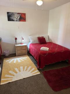 a 4bed2bath cozy apt near UF and Shands - 7