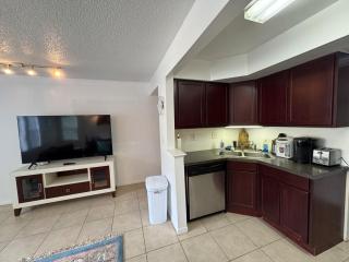 a 4bed2bath cozy apt near UF and Shands - 6