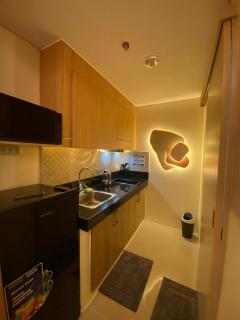 Hallin Bay Suites Modern 1BR with balcony - 9