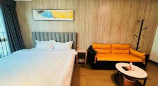 Bo Yu Shennan No. 68 Apartment (Shenzhen Luohu Dongmen Branch) - 1