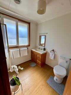 Cozy and quiet studio apartment with shared hot tub - 9