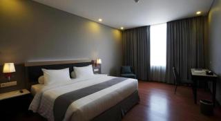 pyramid suites Hotel - 9