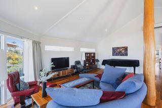 Peppy Harmony House Coastal Calm on Geographe Bay - 1