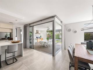 Peppermint Paradise - Seaside Comfort & Home Theatre - 1