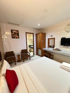 Valen Hotel - Bui Vien Street - 6