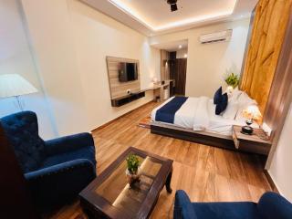 Ganges Blossom Luxury Stay - 4