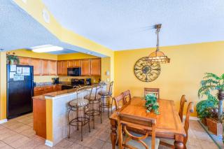 Crescent Shores S 1811 - 5
