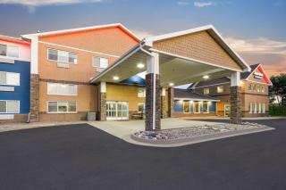 AmericInn by Wyndham Wausau - 9