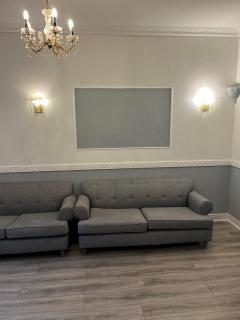 Pass the Keys Spacious 4-Bedroom Maisonette in Central Newcastle - 5