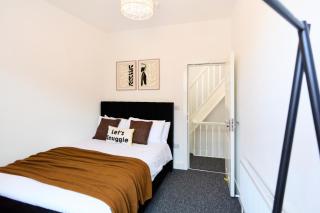 Ideal For Contractor - Long Stays - Parking & Wifi - 2