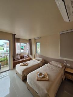 The Rock Patong Comfort Stay - 3