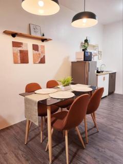 The Little Abode Nuvali - Smart Studio Unit with Balcony & free pool access - 2