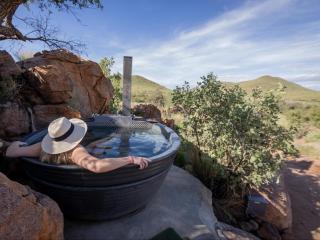 Nauams Namibia - Farmyard Chalets, Mountain Cabins and Campsite - 9