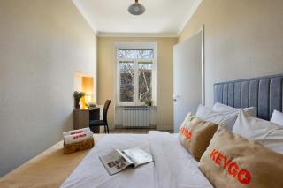 KeyGo #0027 I 2 Bedroom I Near The Opera House - 4
