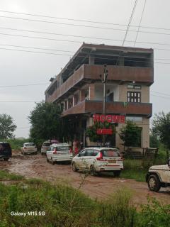 Hotel parshuram - 4
