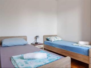 Villa in Vrsi with Pool near Sandy Beach - 8