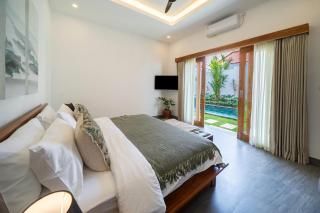 Villa Mailaku Seminyak - 1