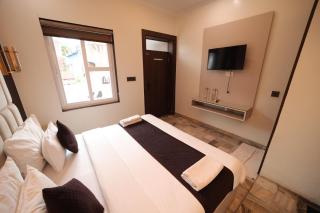 Lucky Restaurant & Guest House Near Taj Mahal - Agra - 7