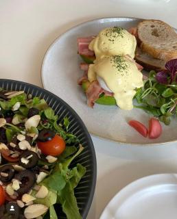 3 minutes on foot from Itaewon Station, 3 private rooms # Station area # Hotel bedding # Ground floor - 9