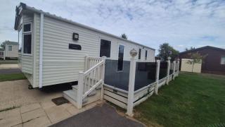 Hot tub retreat, at Tattersall Lakes caravan - 6
