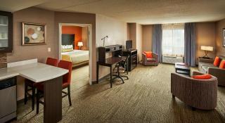 Staybridge Suites Hamilton - Downtown by IHG - Hamilton - 5