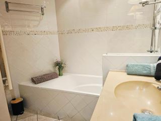 Studio Cosy avec Plage et Parking Privés au bord du Lac D'Annecy - 2