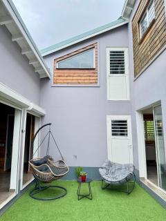 Architect-designed villa near Deshaies with sea view - 6
