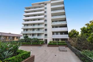 Liverpool 3Br APT Business Hospital Parking 8ppl - 6