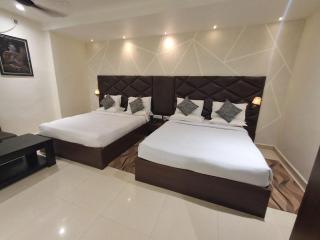 Hotel Downtown, Bilaspur - 6