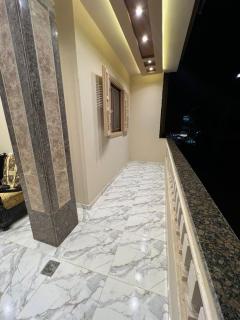 شقة تلات غرف ست سراير للعائلات تشطيب الترا لوكس - 4